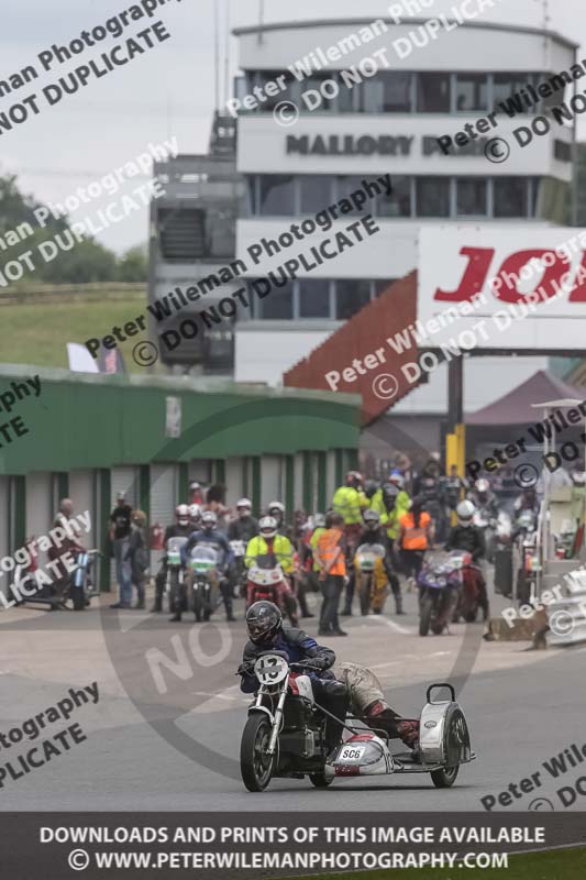 Vintage motorcycle club;eventdigitalimages;mallory park;mallory park trackday photographs;no limits trackdays;peter wileman photography;trackday digital images;trackday photos;vmcc festival 1000 bikes photographs